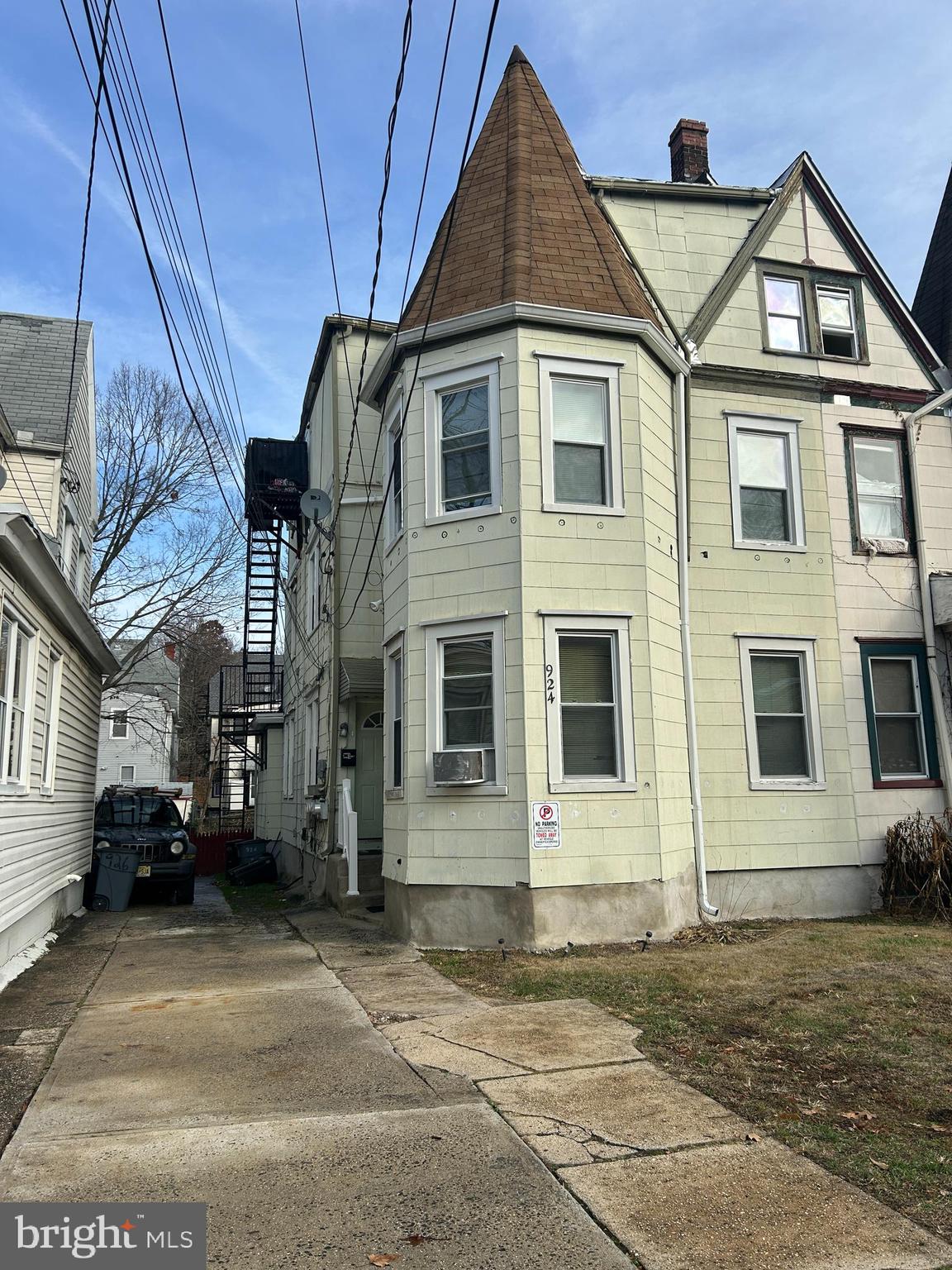 924 Carteret Avenue, Unit 3 Trenton, NJ 08618 - Photo 2 of 7