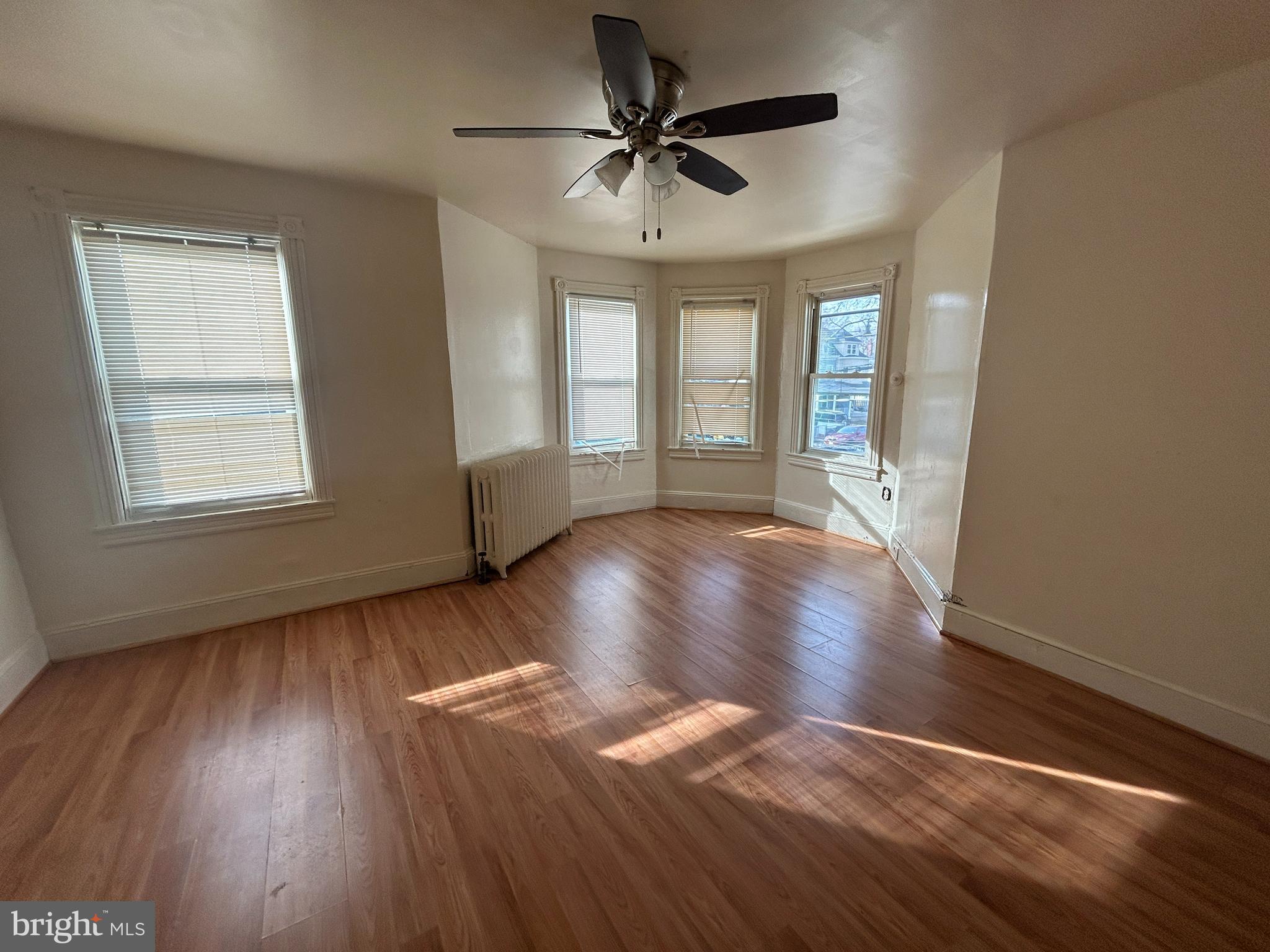 924 Carteret Avenue, Unit 3 Trenton, NJ 08618 - Photo 5 of 7