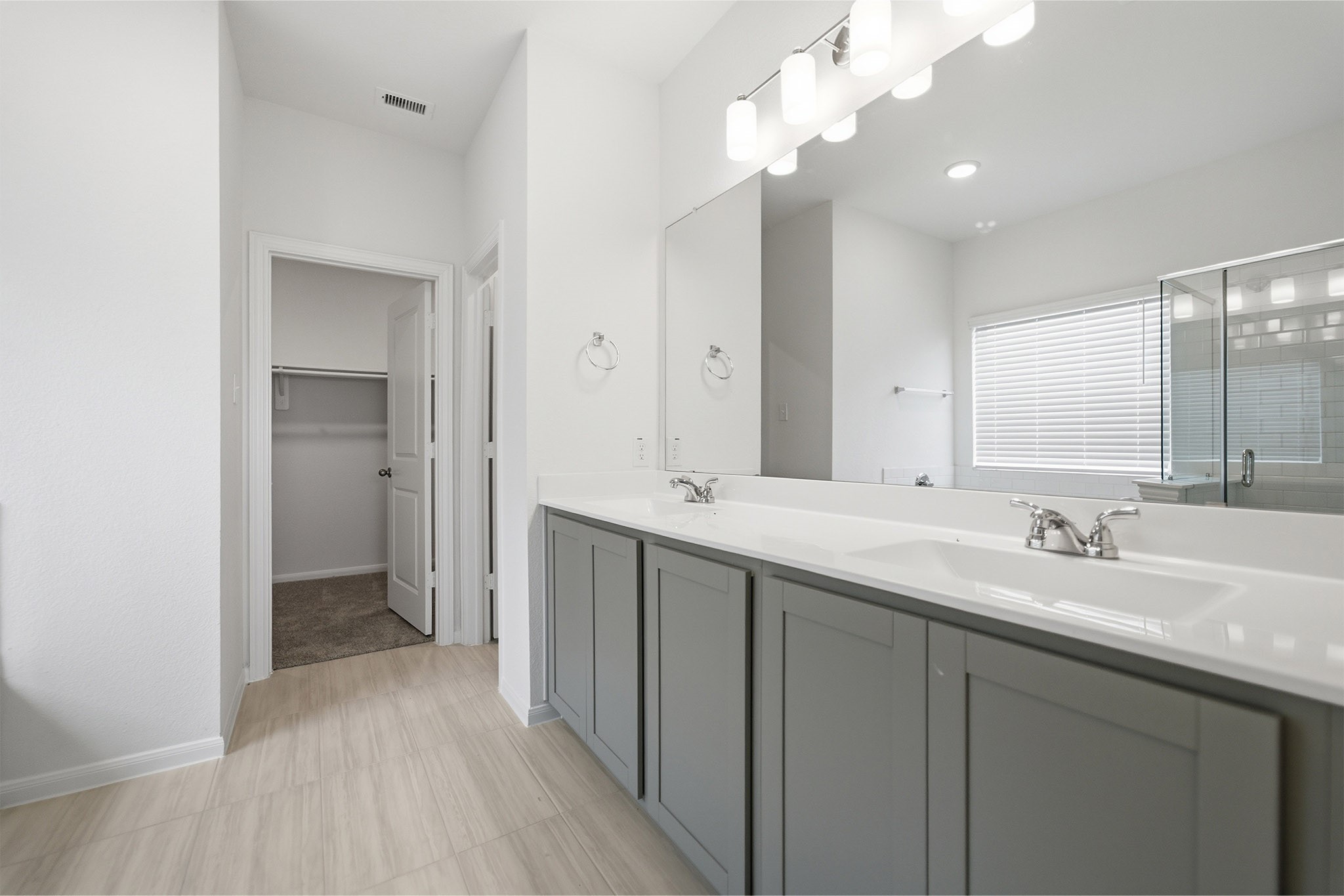 8015 Jasper Mdws Way Angleton, TX 77515 - Photo 22 of 34
