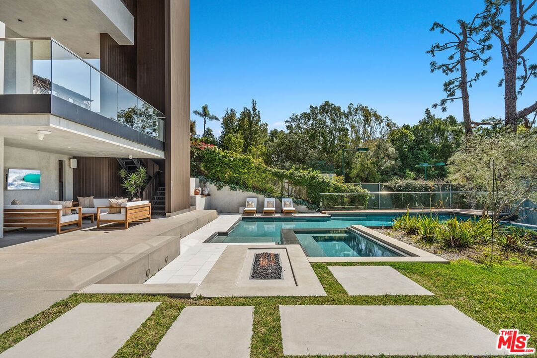 1005 Elden Way Beverly Hills, CA 90210 - Photo 52 of 62