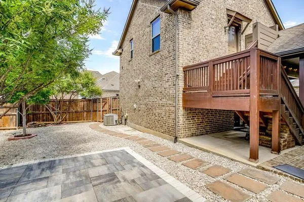 $1,700 | 4203 Aspen Grove Court, Unit GARAGE, Arlington, TX 76005