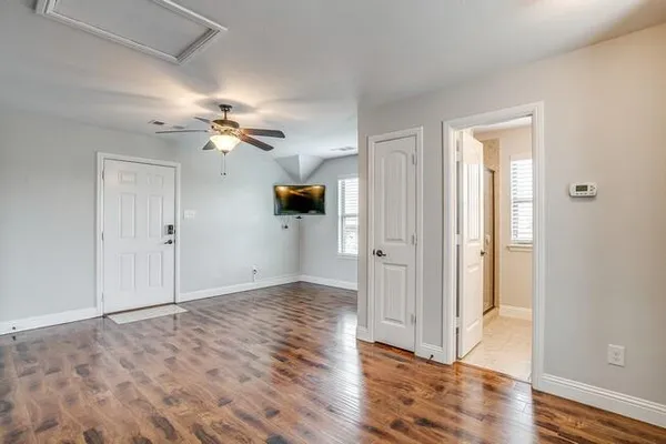$1,700 | 4203 Aspen Grove Court, Unit GARAGE, Arlington, TX 76005