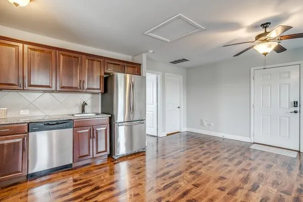 $1,700 | 4203 Aspen Grove Court, Unit GARAGE, Arlington, TX 76005