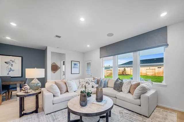 $2,400 | 21827 Black Tulip Lane, Cypress, TX 77433