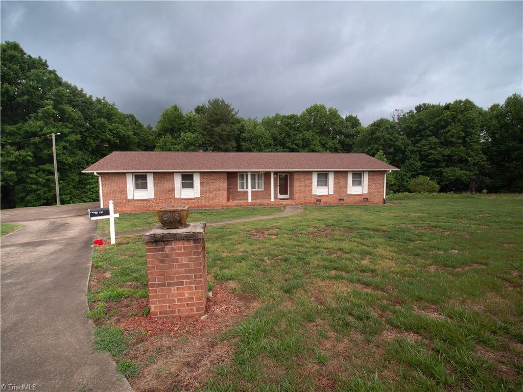 181 Layell Road Elkin, NC 28621 - Photo 1 of 33