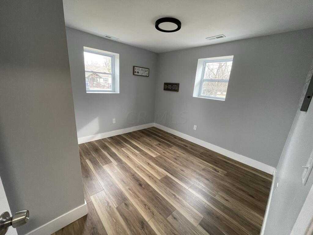 2619 Chester Road Columbus, OH 43231 - Photo 9 of 14 09-Photo 9