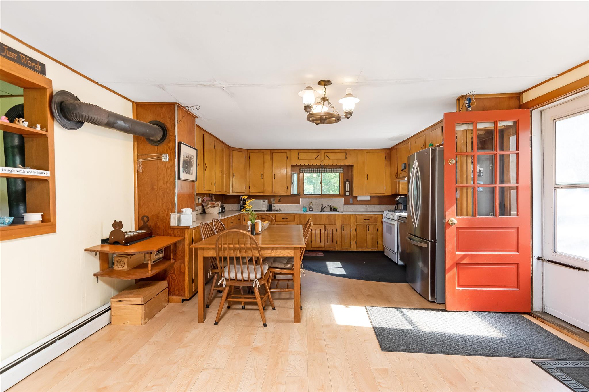 1049 Mountain Road Monkton, VT 05443 - Photo 8 of 26 Gallery Image 8