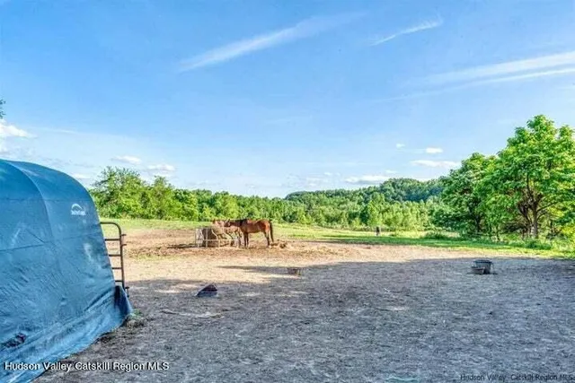 $845,000 | 813 Flatbush Road, Kingston, NY 12401