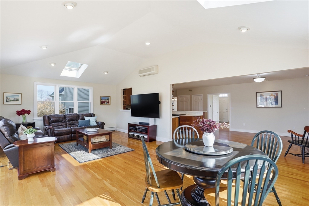 21 Nashoba Road Littleton, MA 01460 - Photo 7 of 42 Gallery Image 7