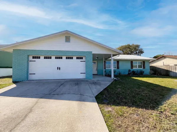 $420,000 | 1930 Northeast 23rd Terrace, Jensen Beach, FL 34957