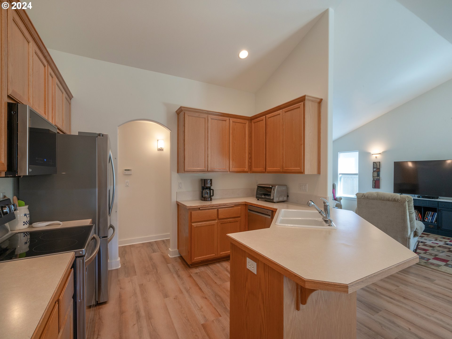 5912 Jordan Drive Eugene, OR 97402 - Photo 22 of 39