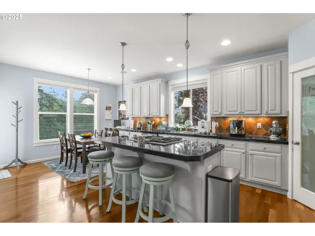 $865,000 | 7281 Northeast Rockridge Place, Hillsboro, OR 97124