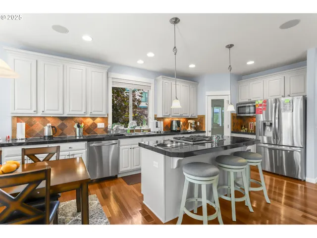 $865,000 | 7281 Northeast Rockridge Place, Hillsboro, OR 97124