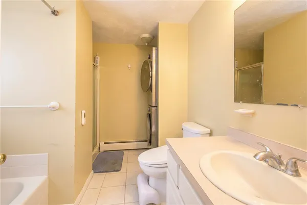$515,000 | 36 Great Oak Drive, Warwick, RI 02886