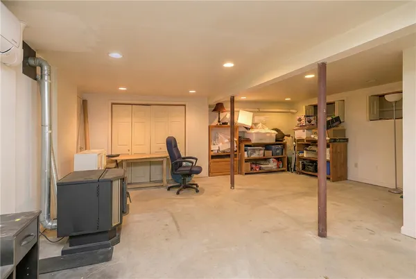 $515,000 | 36 Great Oak Drive, Warwick, RI 02886