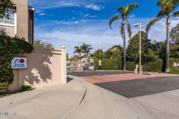 $2,750 | 5200 Columbus Place, Oxnard, CA 93033
