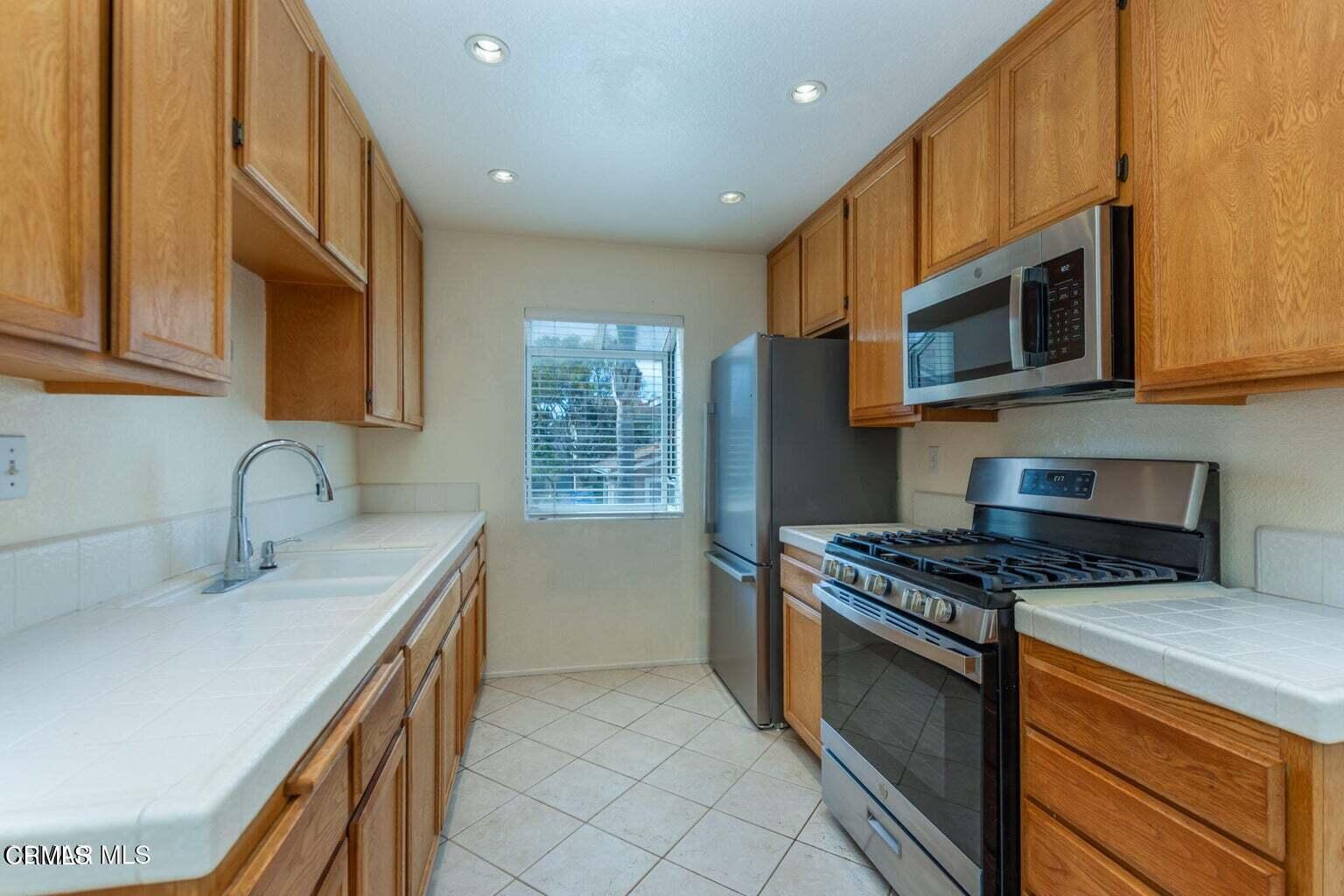 5200 Columbus Place Oxnard, CA 93033 - Photo 4 of 17 20250305025932135886000000-o