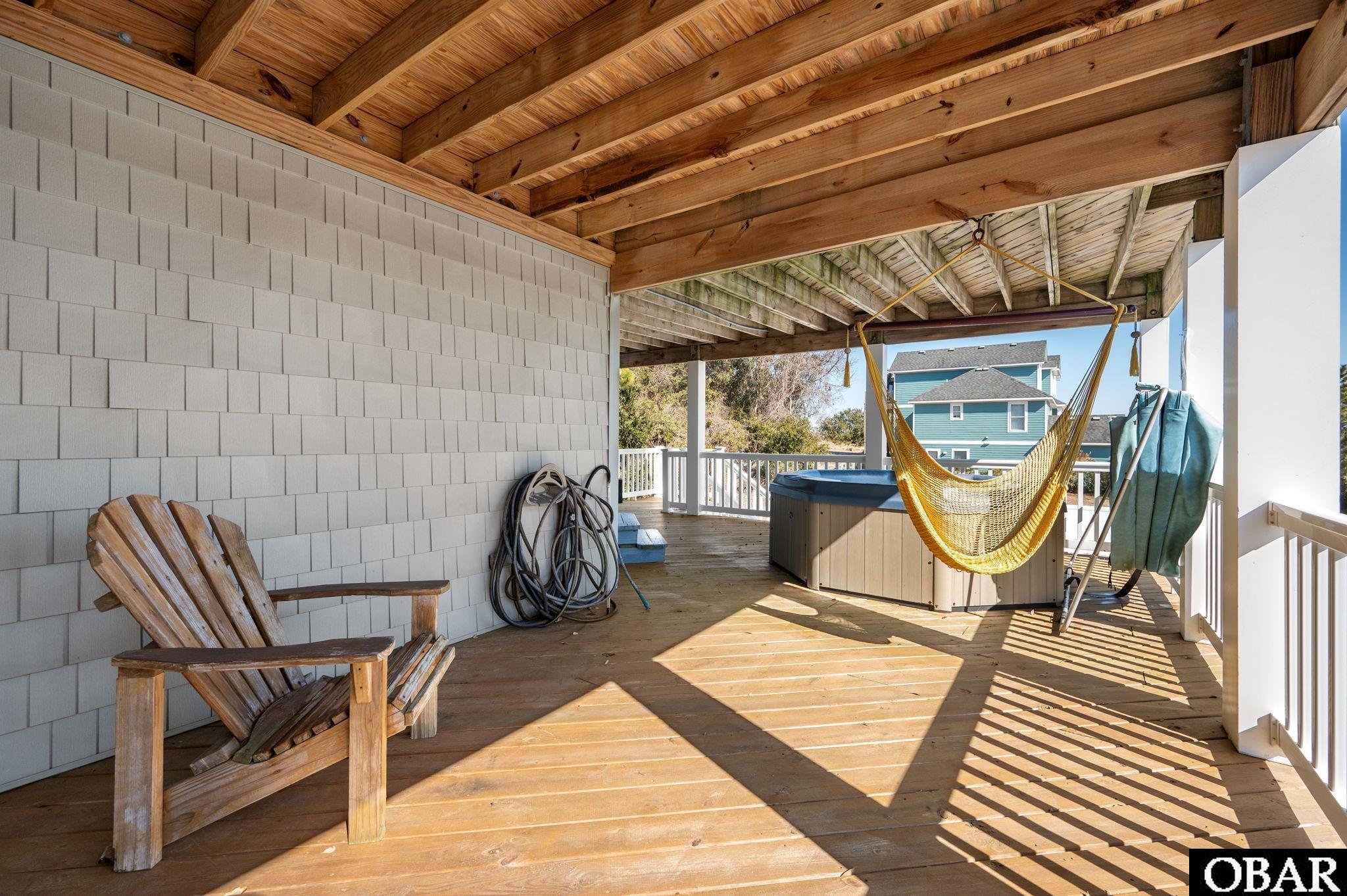 4705 Summer, Unit 2 Kitty Hawk, NC 27949 - Photo 2 of 17 Expansive Deck