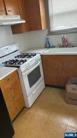 $1,850 | 31-11 Broadway, Unit 2, Fair Lawn, NJ 07410