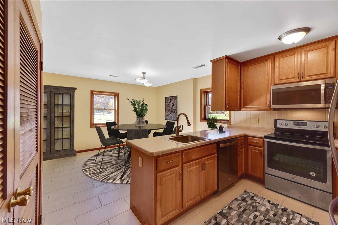 951 Ledge Road Macedonia, OH 44056 - Photo 10 of 34 Gallery Image 10