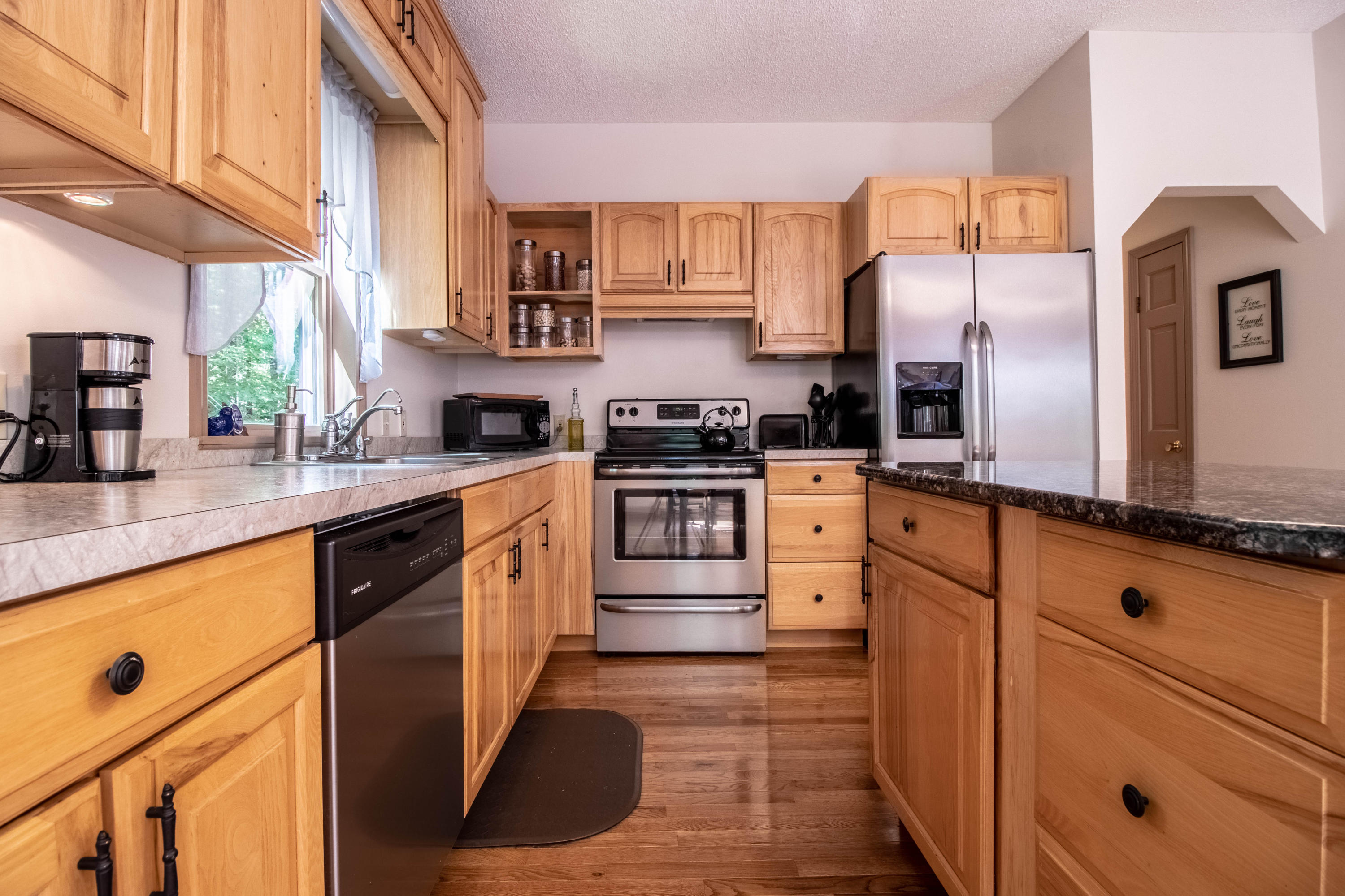5 Kentwood Road Raymond, ME 04071 - Photo 15 of 48 Kitchen
