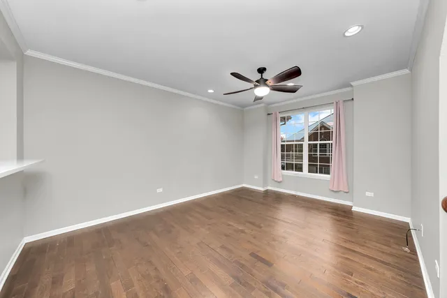 $3,090 | 2525 Dunraven Avenue, Naperville, IL 60540