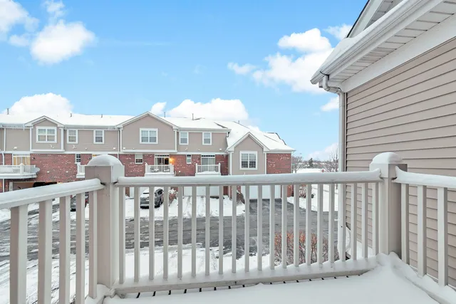 $3,090 | 2525 Dunraven Avenue, Naperville, IL 60540