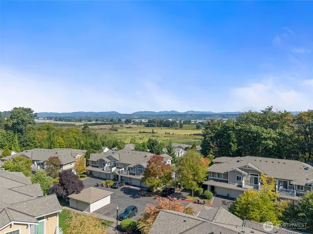 $2,400 | 21230 40th Way South, Unit G, SeaTac, WA 98198