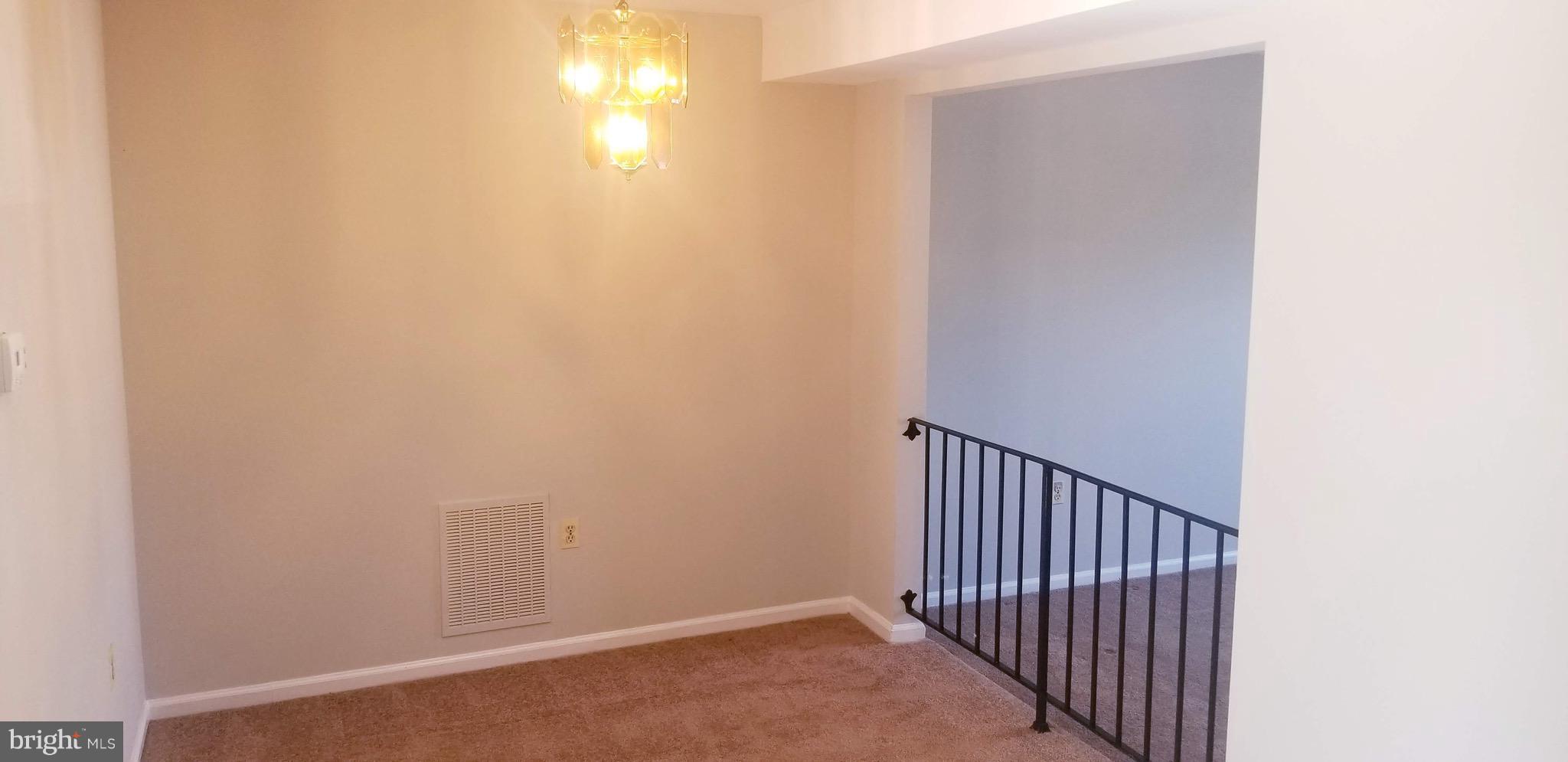 9131 September Lane Silver Spring, MD 20901 - Photo 3 of 7 Dining Room