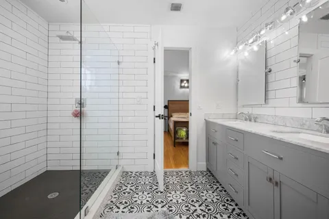 $2,895,000 | 3161 North 36th Street, Hollywood, FL 33021