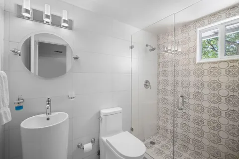 $2,895,000 | 3161 North 36th Street, Hollywood, FL 33021