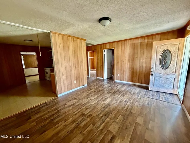 $875 | 2114 Eden Street, Pascagoula, MS 39581