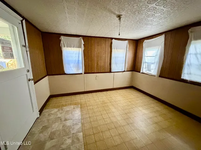 $875 | 2114 Eden Street, Pascagoula, MS 39581