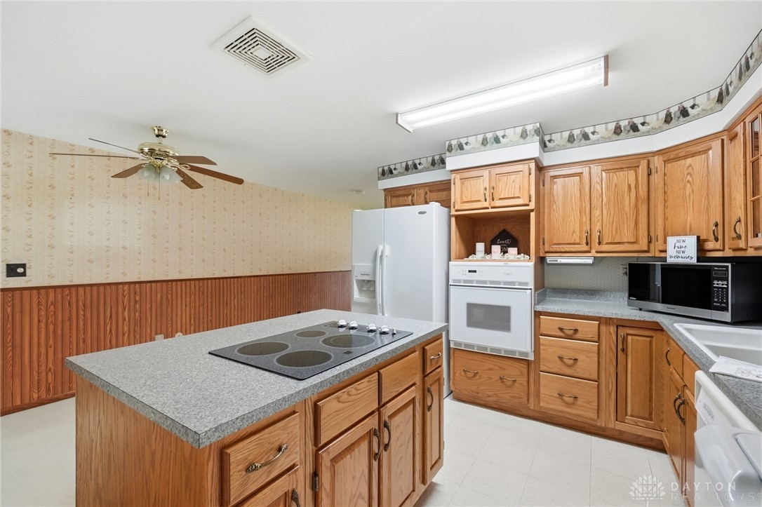 5349 Powell Road Huber Heights, OH 45424 - Photo 10 of 39 Gallery Image 10