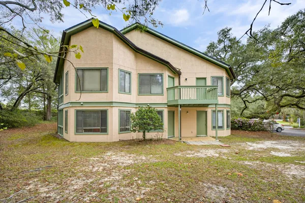 $233,000 | 55 Bay Drive, Unit 2101, Niceville, FL 32578