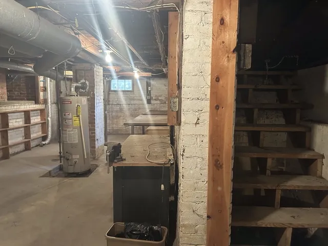 $229,000 | 35 Jefferson Street, Westfield, MA 01085