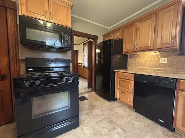 $229,000 | 35 Jefferson Street, Westfield, MA 01085