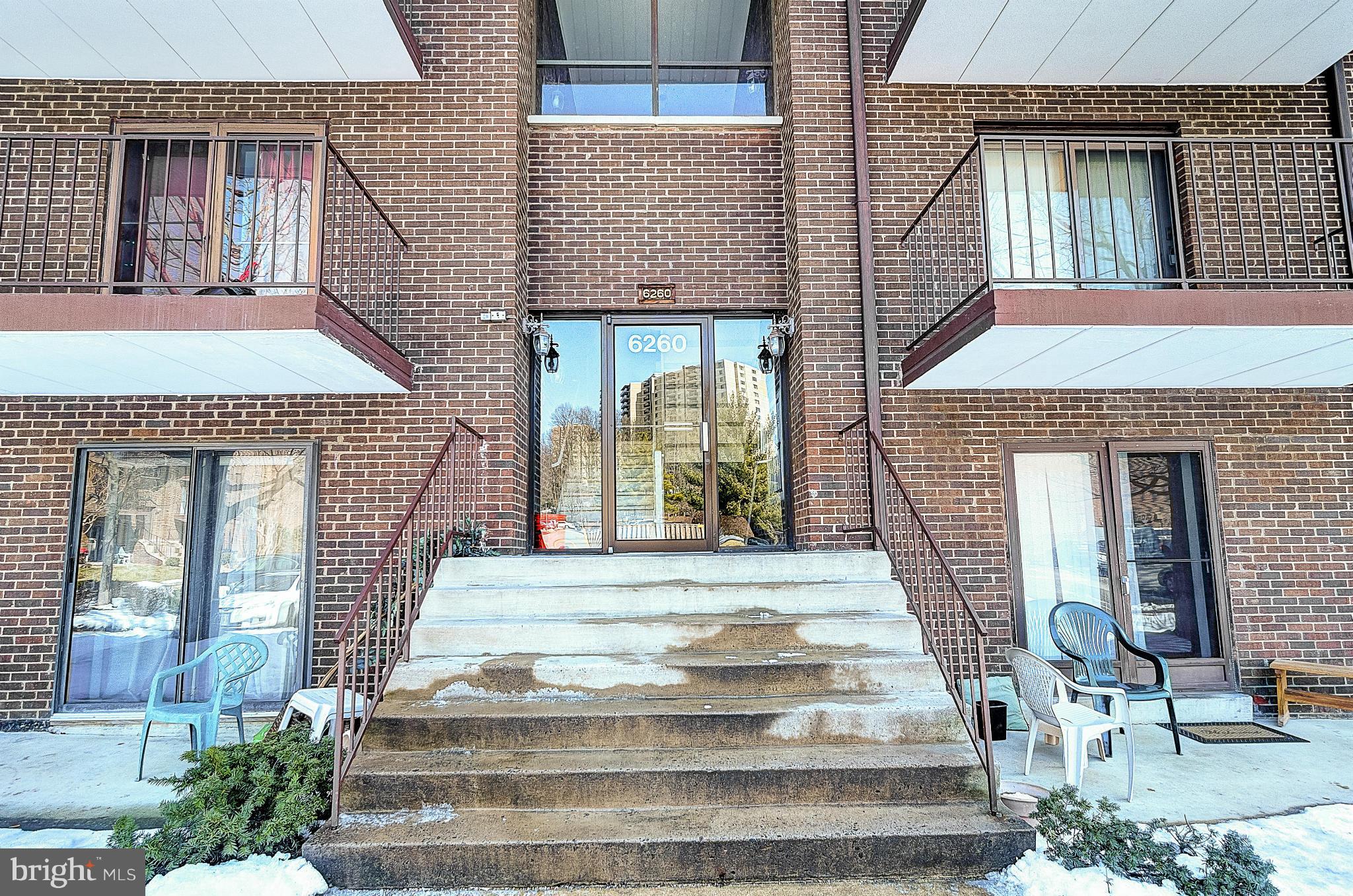 6260 Edsall Road, Unit 101 Alexandria, VA 22312 - Photo 2 of 30 Exterior (Front)