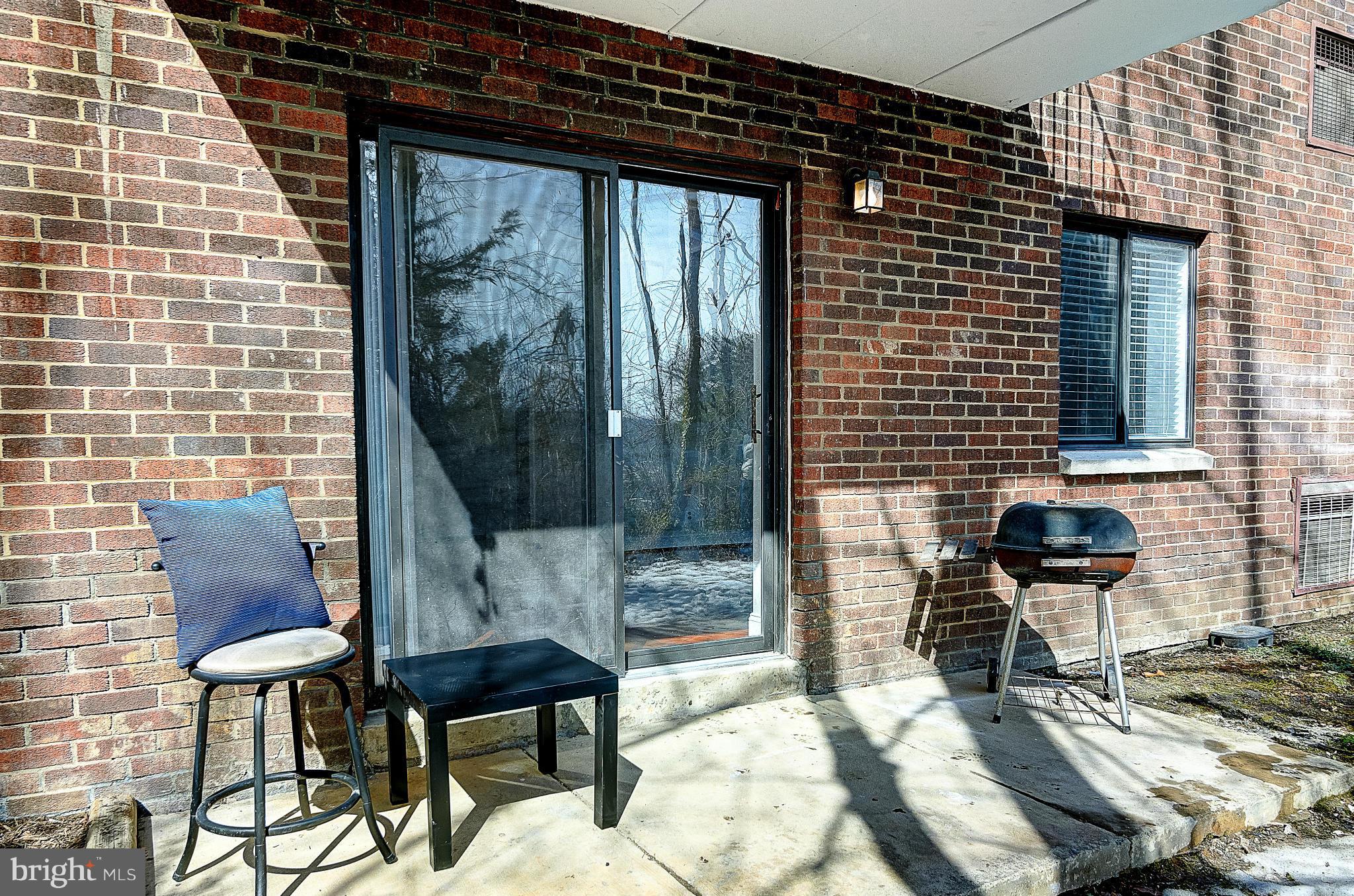 6260 Edsall Road, Unit 101 Alexandria, VA 22312 - Photo 27 of 30 Exterior (Rear)