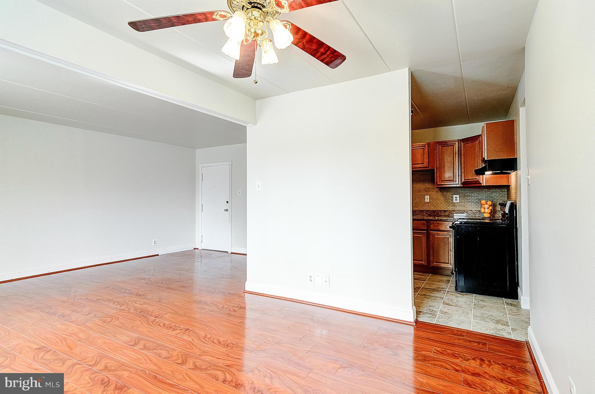 6260 Edsall Road, Unit 101 Alexandria, VA 22312 - Photo 7 of 30 Dining Room