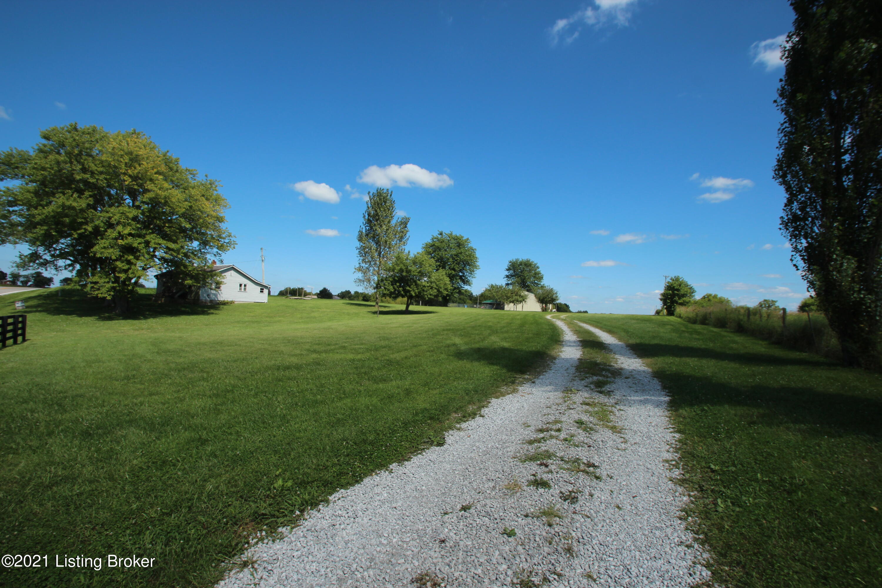 6175 Bethlehem Road Pleasureville, KY 40057 - Photo 6 of 106 IMG_9059