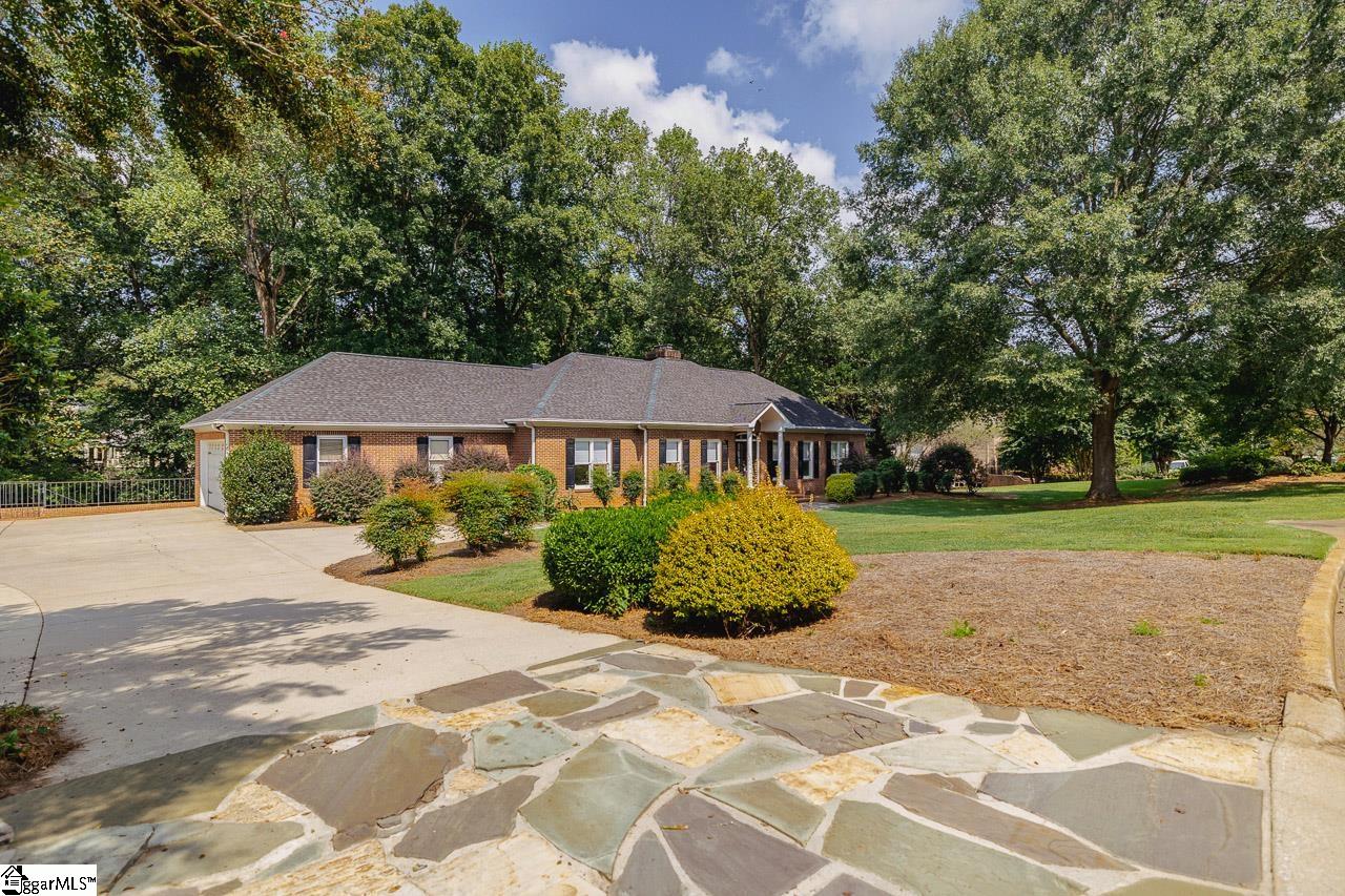 405 Spaulding Lake Drive, Greenville, SC 29615 Compass