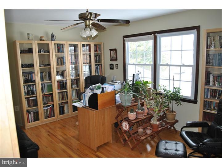 22 Tally Road Hamilton, NJ 08619 - Photo 7 of 25