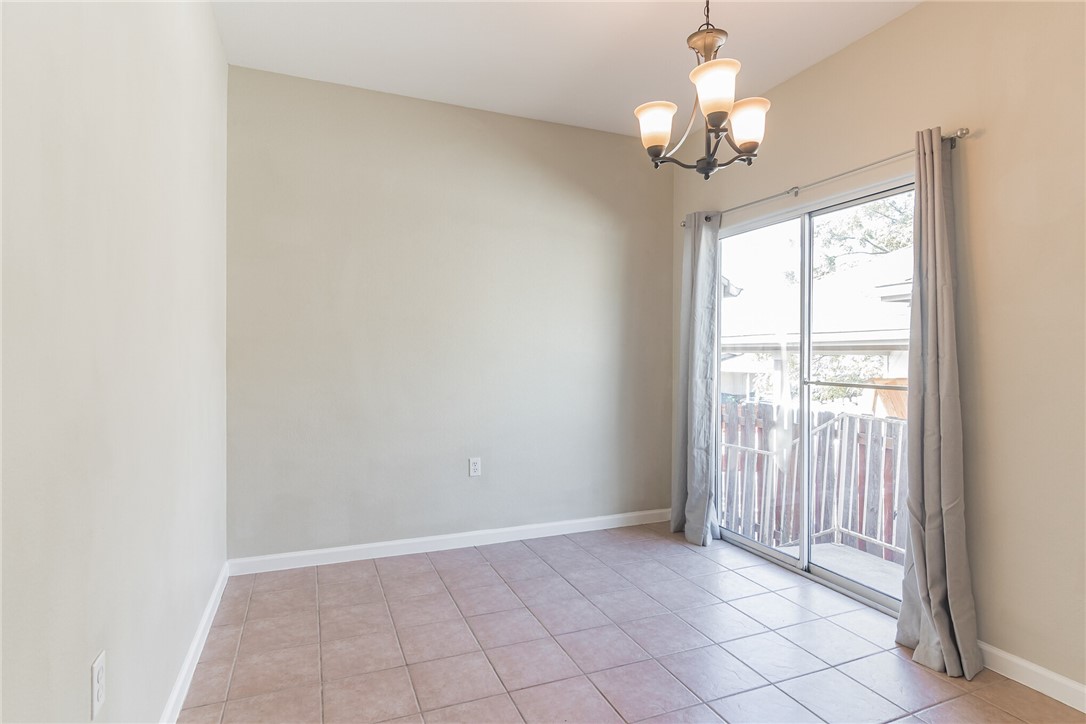 5625 Signal Point Austin, TX 78724 - Photo 7 of 28 Dining Area taken from Kitchen.