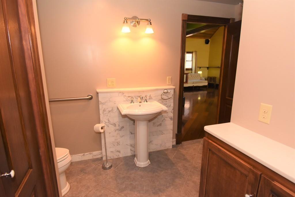 47 Sherman Road Swansea, MA 02777 - Photo 14 of 31 Gallery Image 14