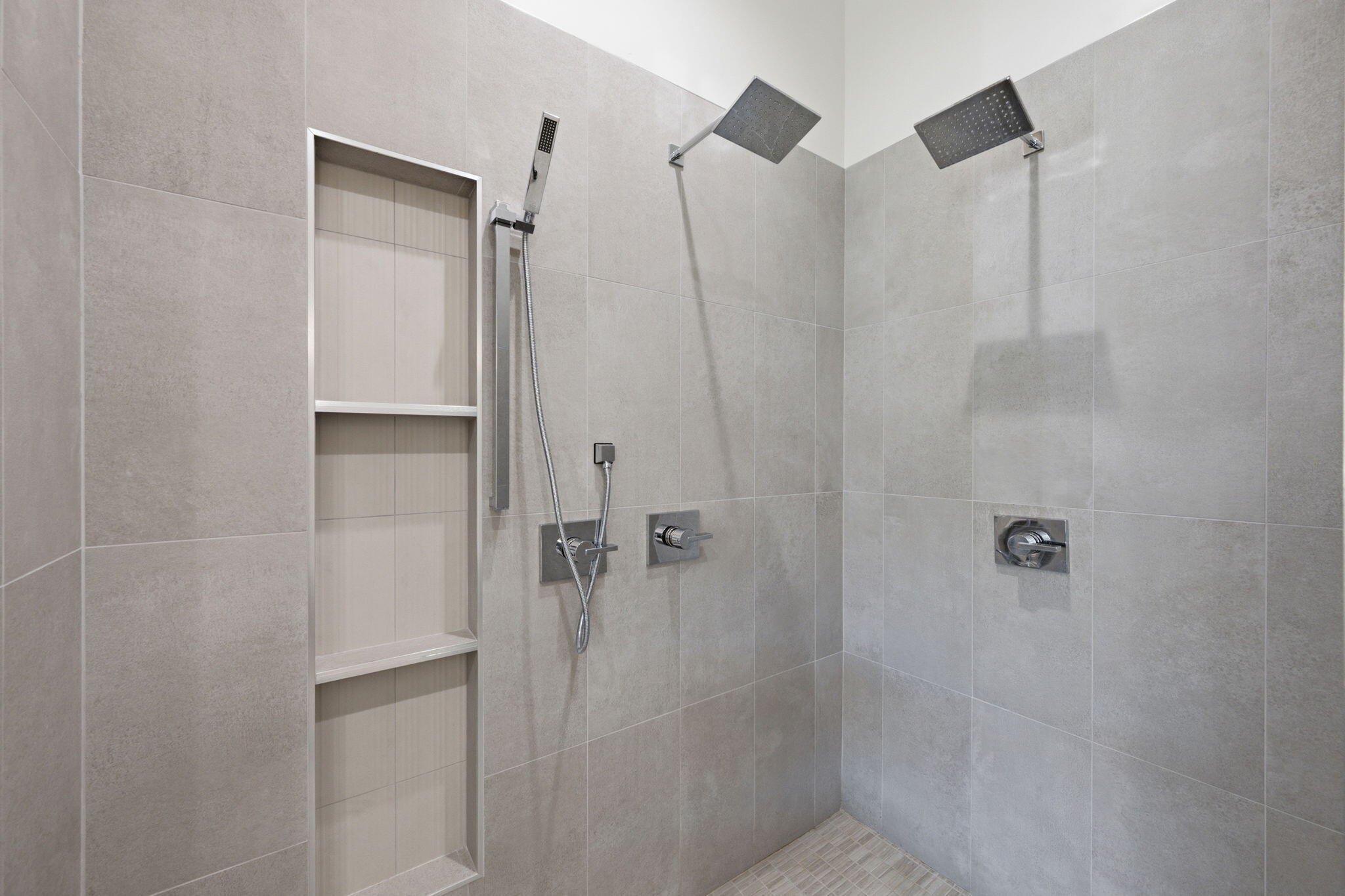 5429 West Copper Cliffs Way Hurricane, UT 84737 - Photo 23 of 48 Primary Walk-in shower