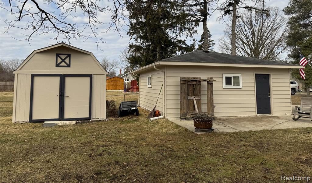 638 Collier Road Pontiac, MI 48340 - Photo 28 of 30