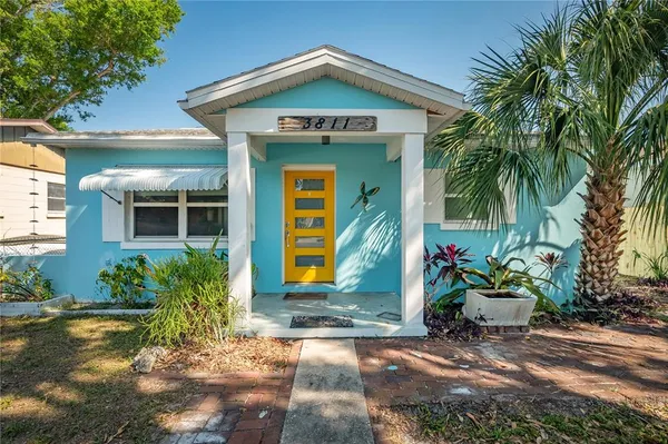 $2,000 | 3811 44th Avenue North, St. Petersburg, FL 33714