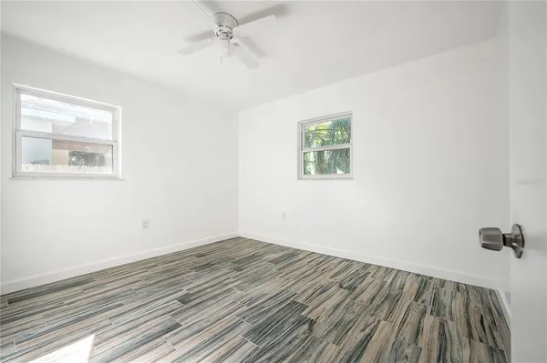 $2,000 | 3811 44th Avenue North, St. Petersburg, FL 33714