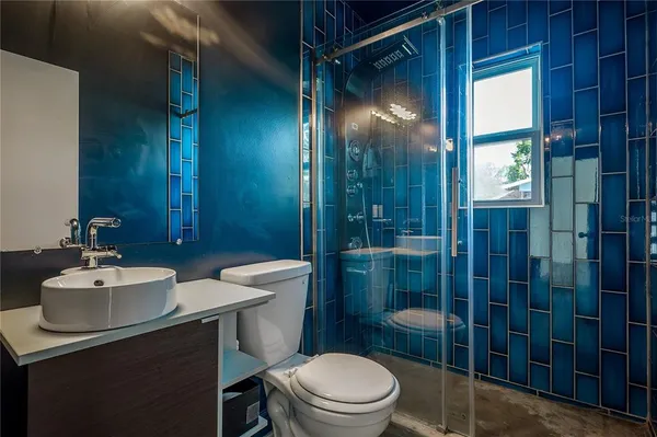 $2,000 | 3811 44th Avenue North, St. Petersburg, FL 33714